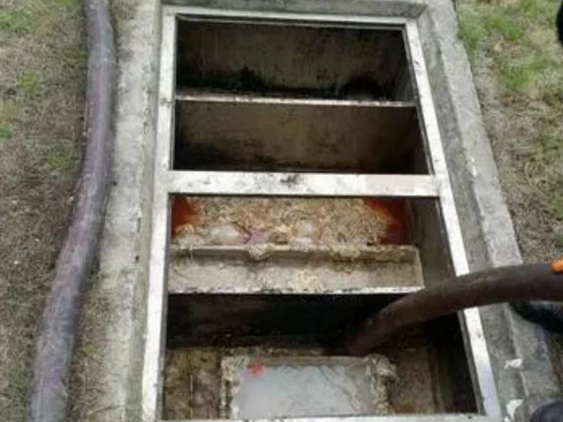 鄱阳隔油池清理